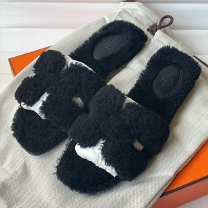 Hermes Fuzzy Shearling Oran Sandal 38.5